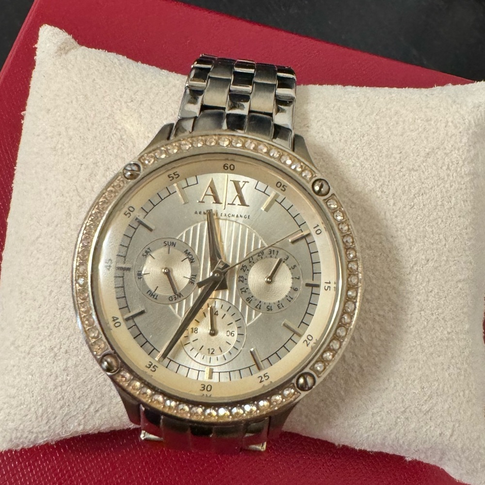 A/x gold watch